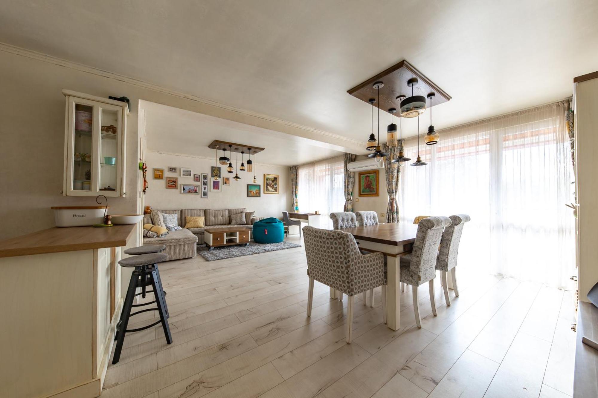 Happy Town Apartments Veliko Turnovo Bagian luar foto