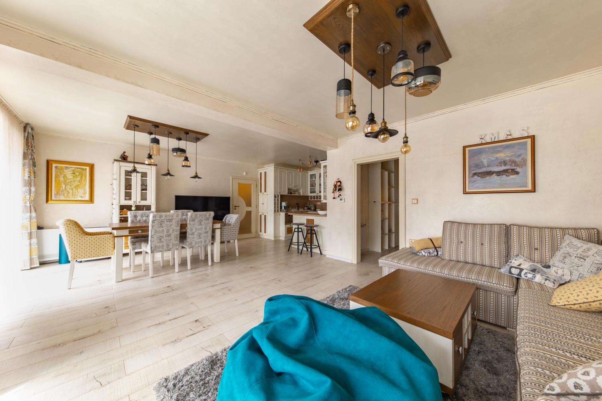 Happy Town Apartments Veliko Turnovo Bagian luar foto